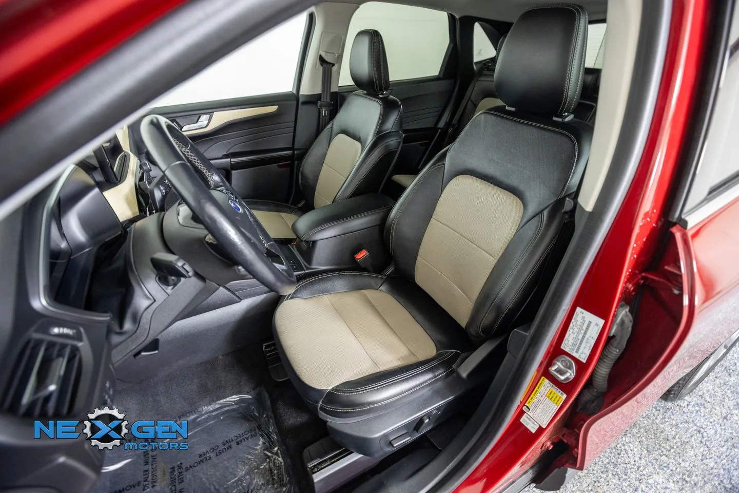 Ford Escape photo 31