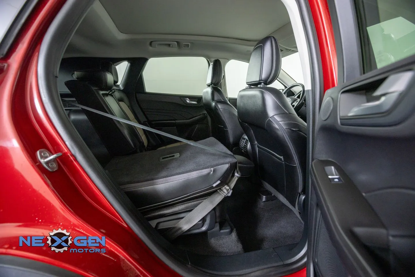 Ford Escape photo 43