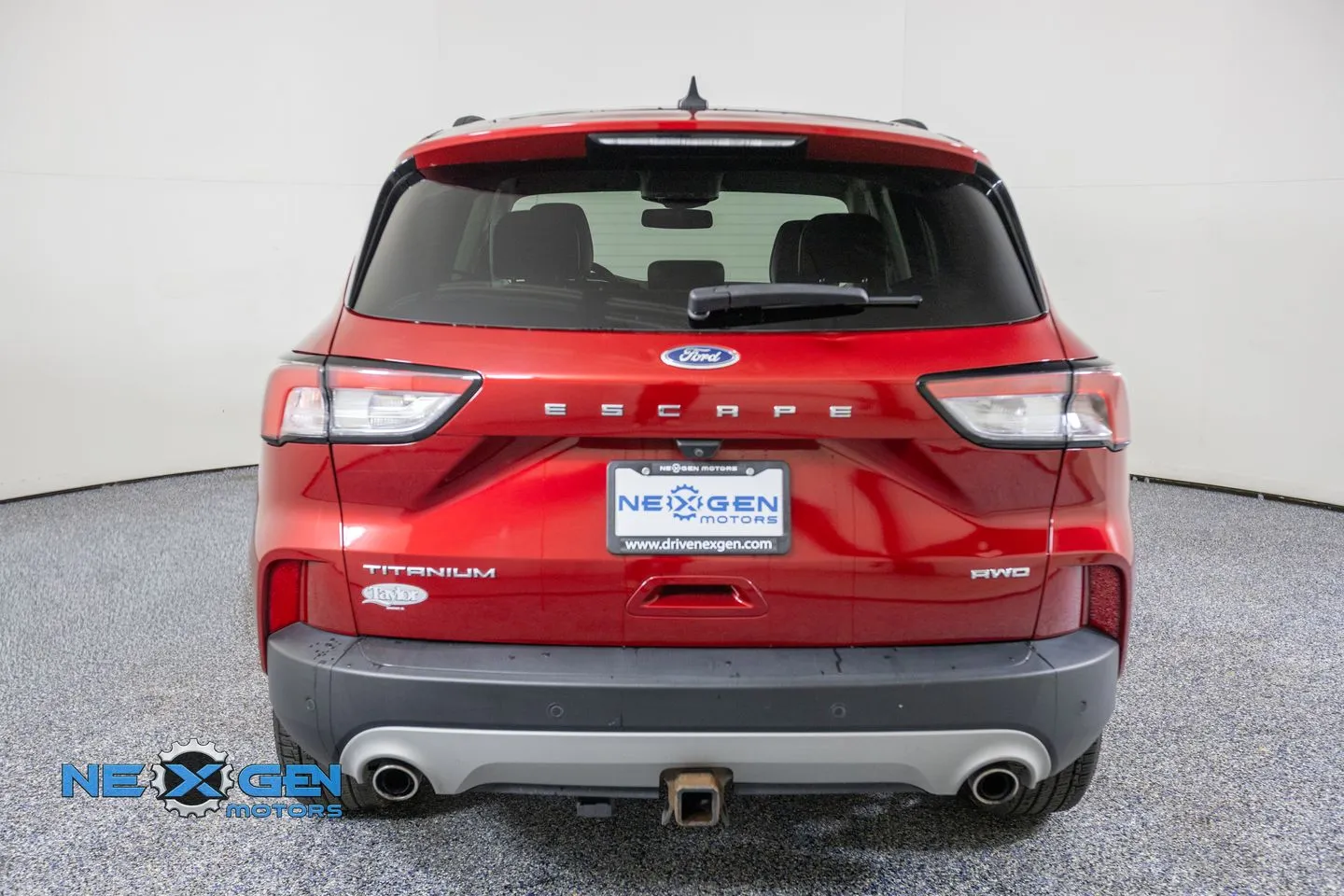 Ford Escape photo 7