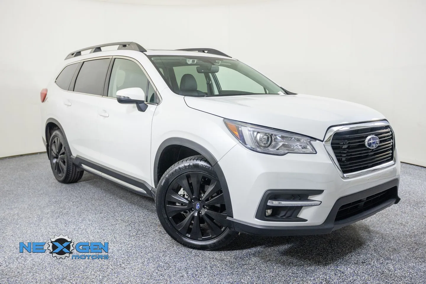 White 2022 Subaru Ascent Limited for sale in Lindon, UT