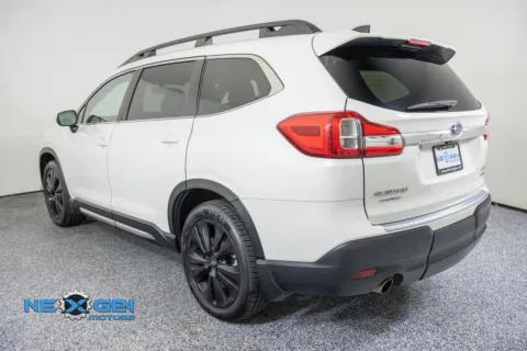 More photos of 2022 Subaru Ascent Limited at NeXgen Motors, UT