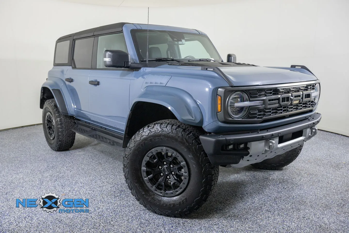 2024 Ford Bronco Raptor 4x4's photo