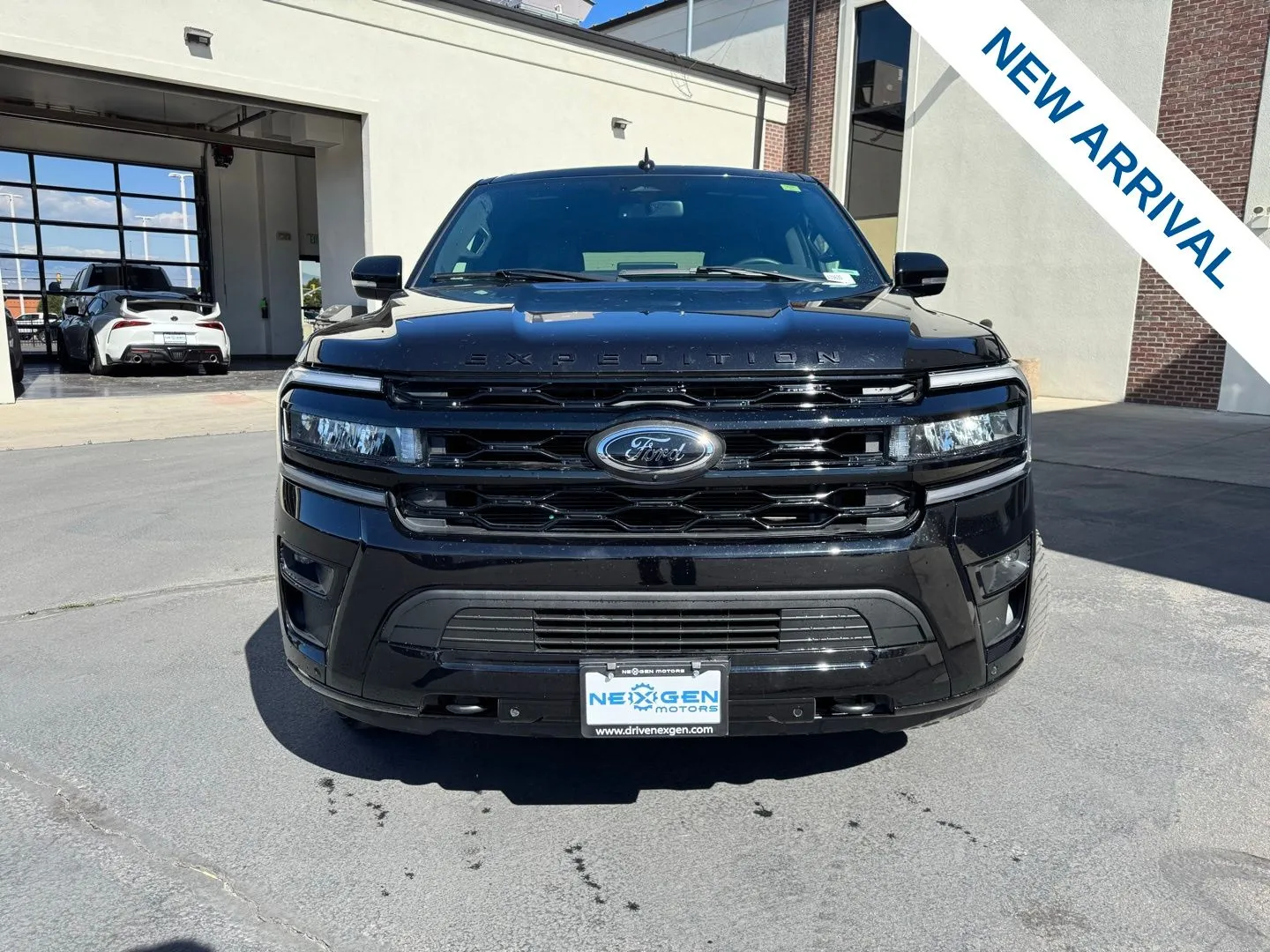 Vehicle Image 2