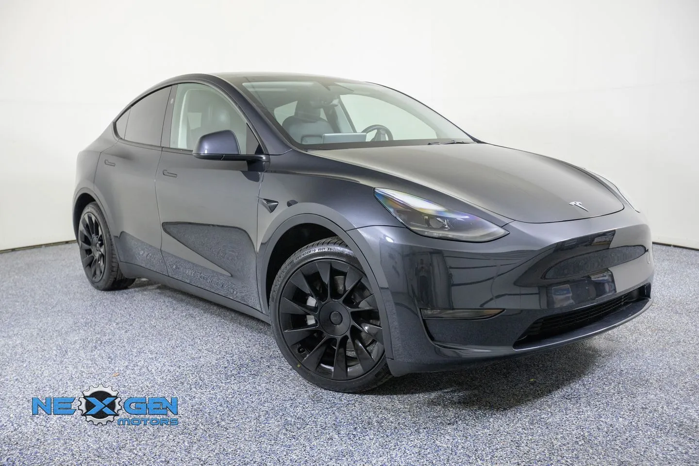 2024 Tesla Model Y Long Range Dual Motor All-Wheel Drive's photo