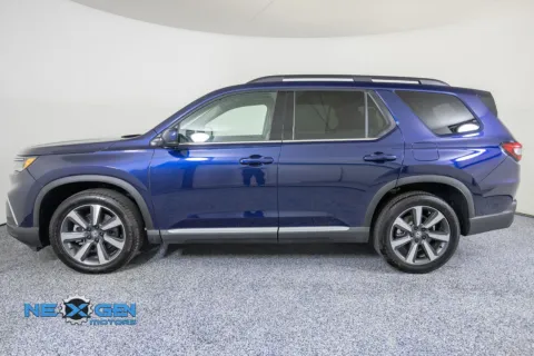 More photos of 2025 Honda Pilot Touring at NeXgen Motors, UT