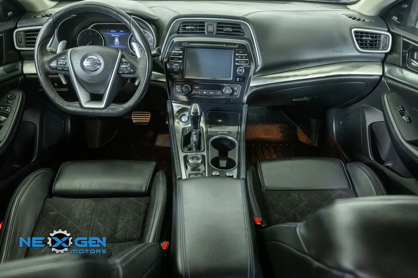 Nissan Maxima photo 31