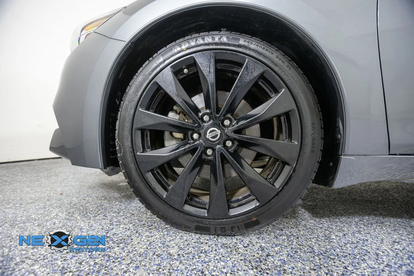 Nissan Maxima photo 48