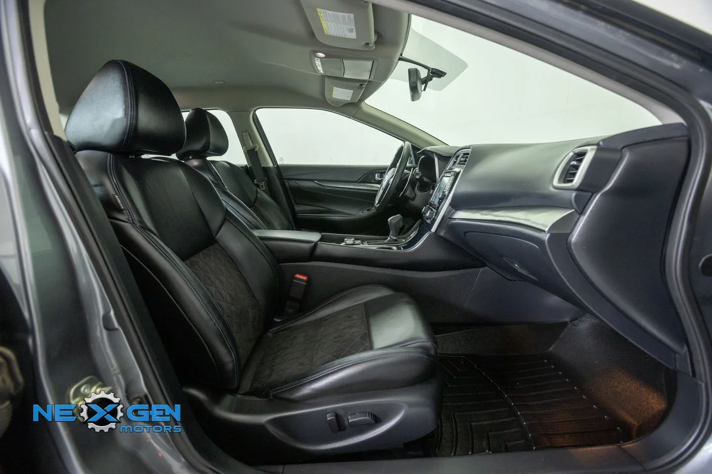 Nissan Maxima photo 42