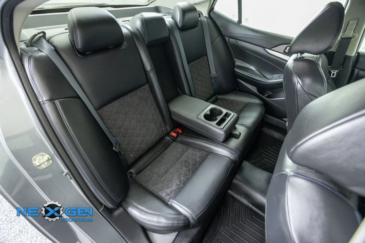 Nissan Maxima photo 39