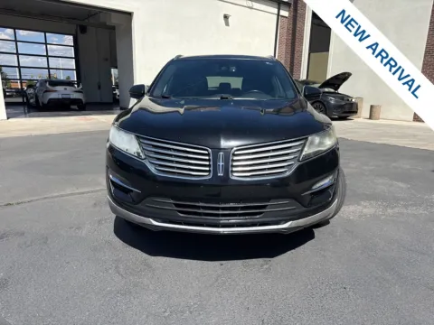 Photos of 2018 Lincoln MKC Reserve for sale in Lindon, UT at NeXgen Motors