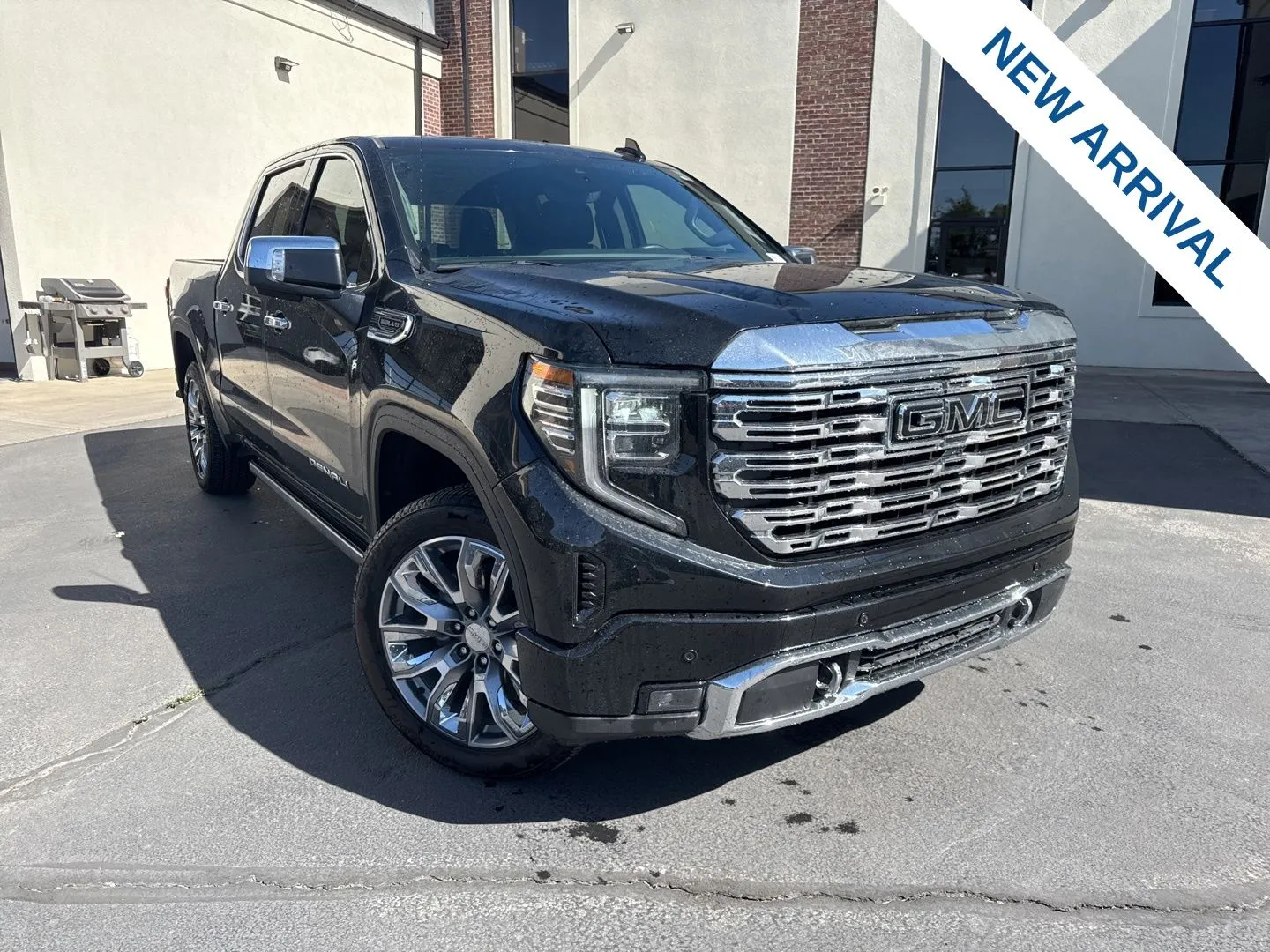 2025 GMC Sierra 4WD Crew Cab Short Box Denali's photo
