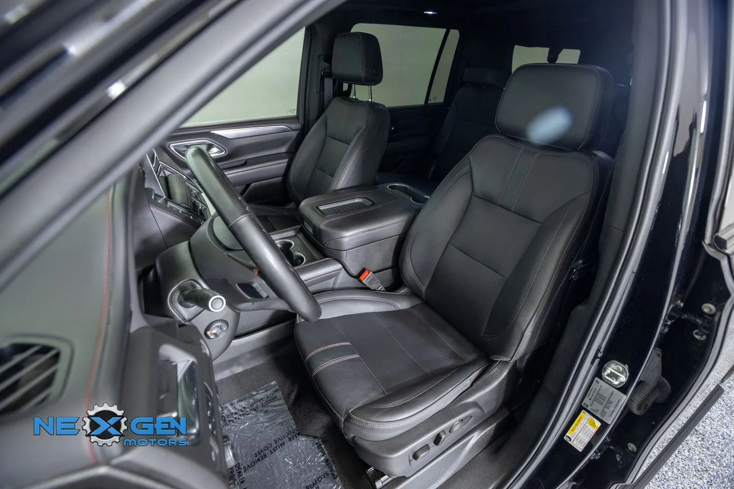 Chevrolet Suburban photo 26