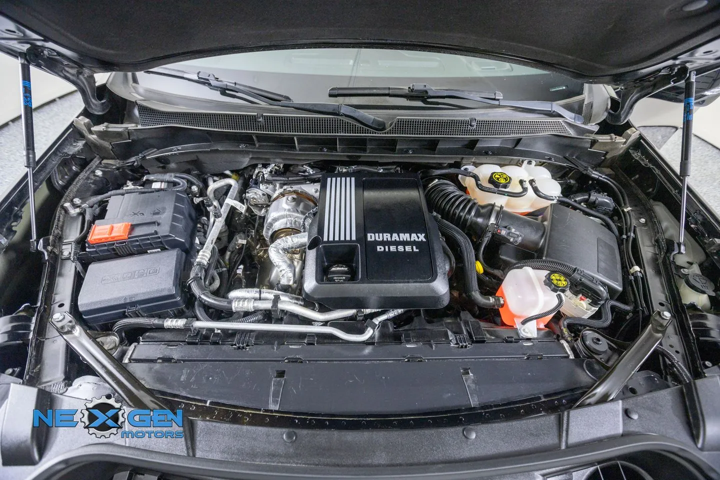 Chevrolet Suburban photo 52