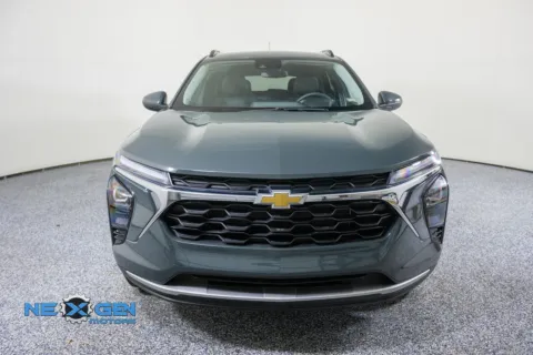 Photos of 2025 Chevrolet Trax LT for sale in Lindon, UT at NeXgen Motors