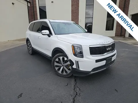 White 2022 Kia Telluride S for sale in Lindon, UT