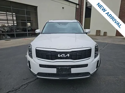 Photos of 2022 Kia Telluride S for sale in Lindon, UT at NeXgen Motors
