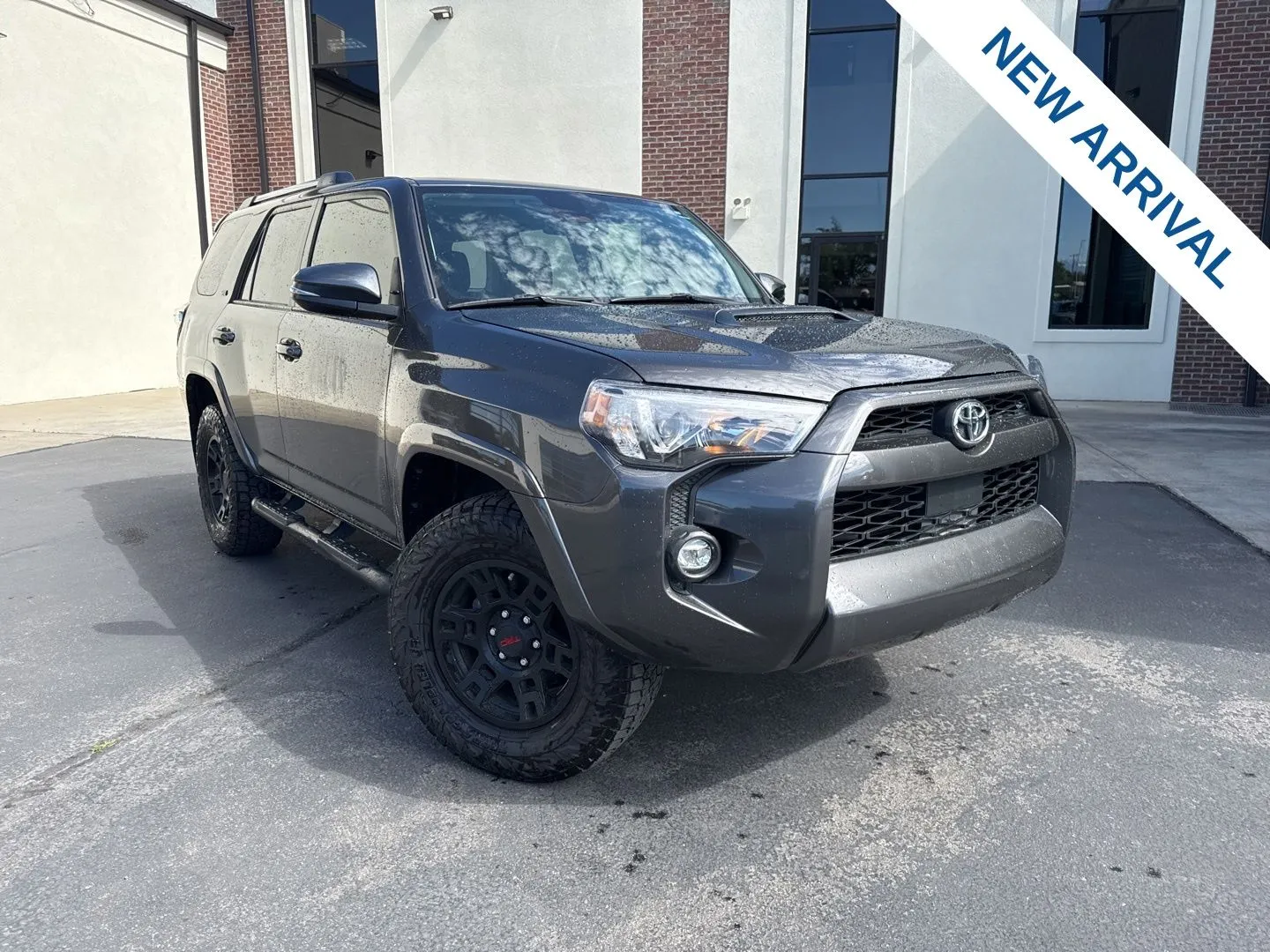 2022 Toyota 4Runner SR5 Premium 4WD V6's photo