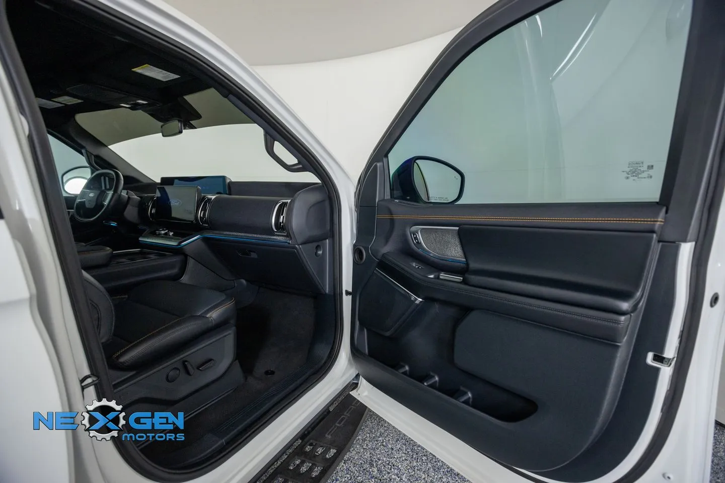 Ford Expedition photo 45