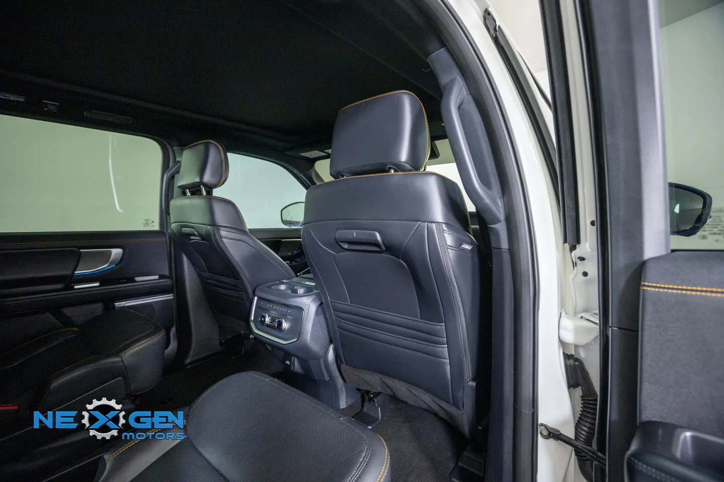 Ford Expedition photo 41
