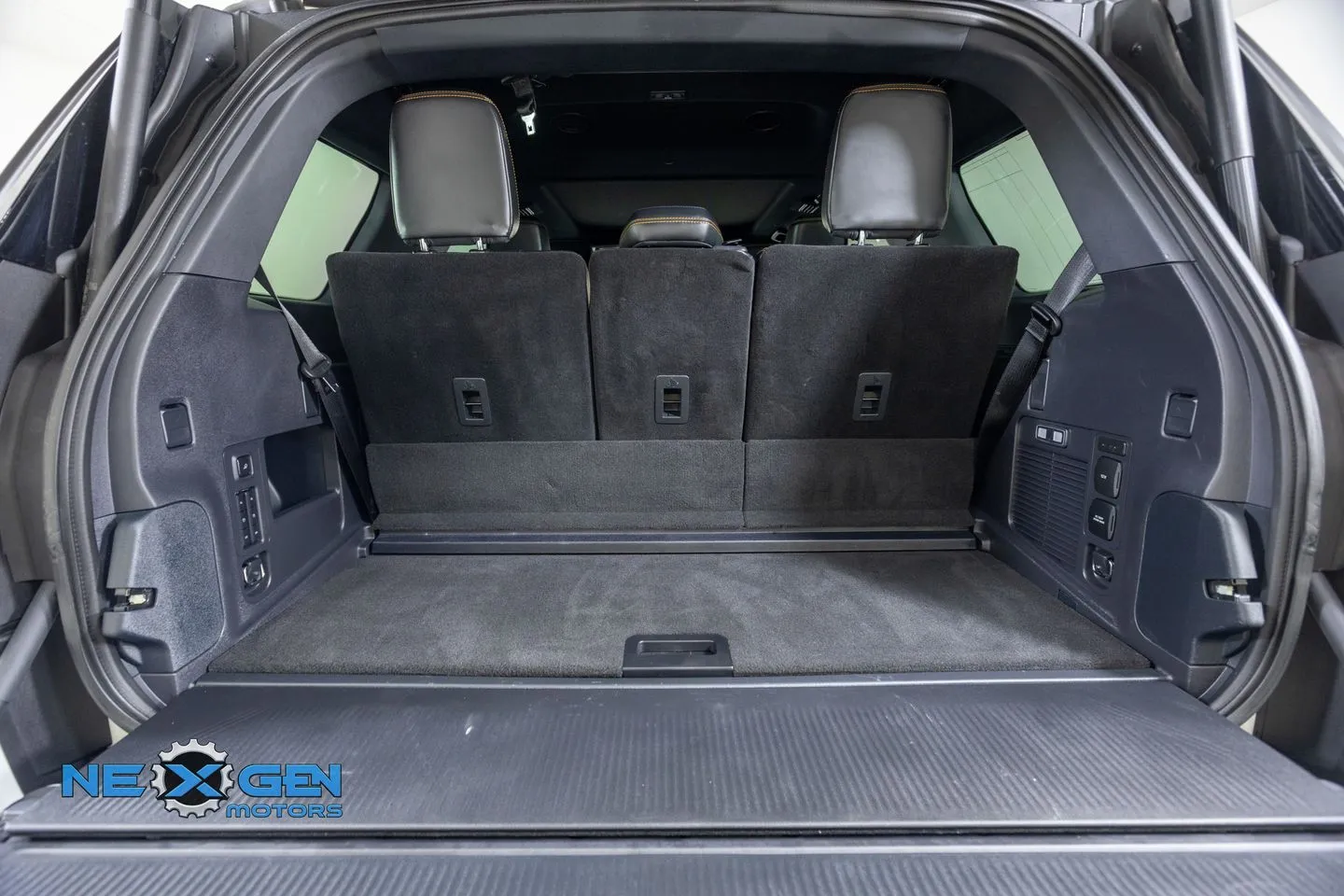 Ford Expedition photo 39