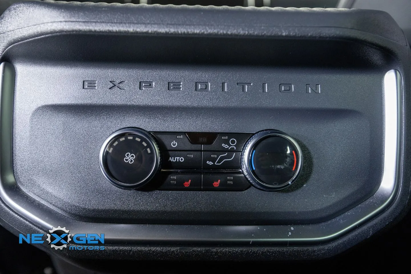 Ford Expedition photo 33