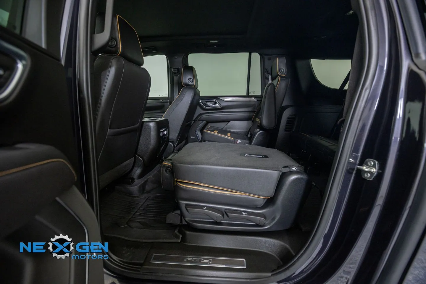 GMC Yukon XL photo 31