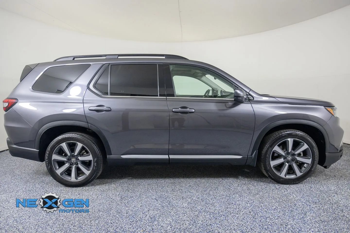 Honda Pilot photo 9