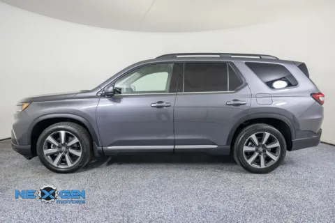 More photos of 2025 Honda Pilot Touring at NeXgen Motors, UT