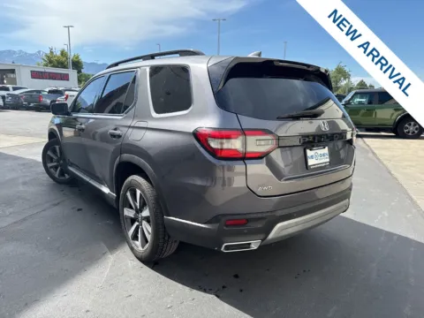 More photos of 2025 Honda Pilot Touring at NeXgen Motors, UT