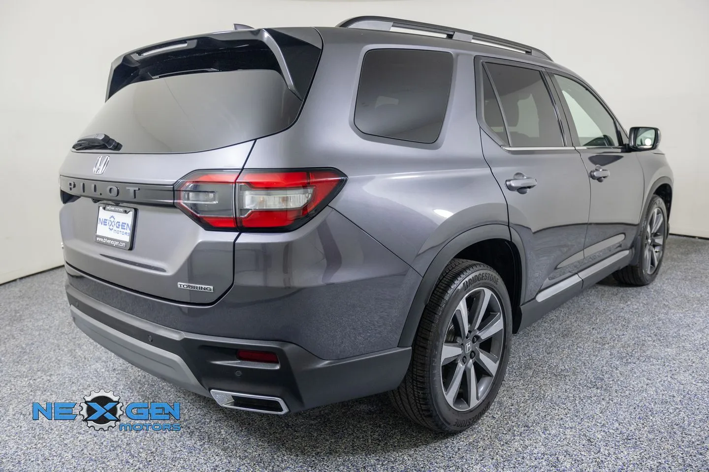Honda Pilot photo 8
