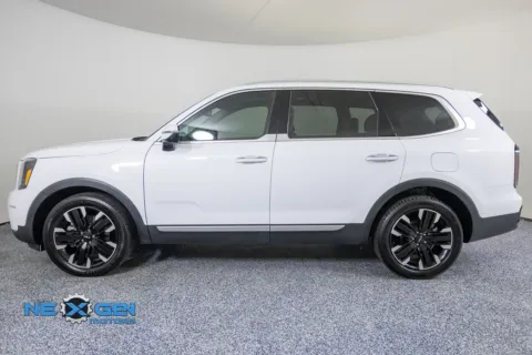 More photos of 2023 Kia Telluride SX at NeXgen Motors, UT