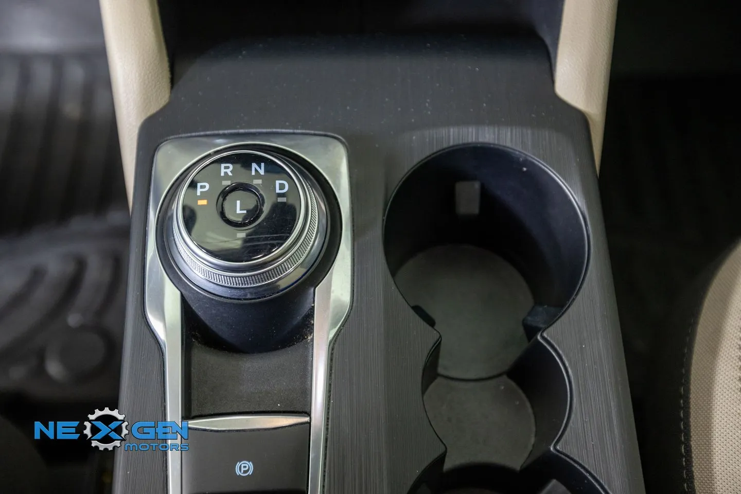 Ford Escape photo 25