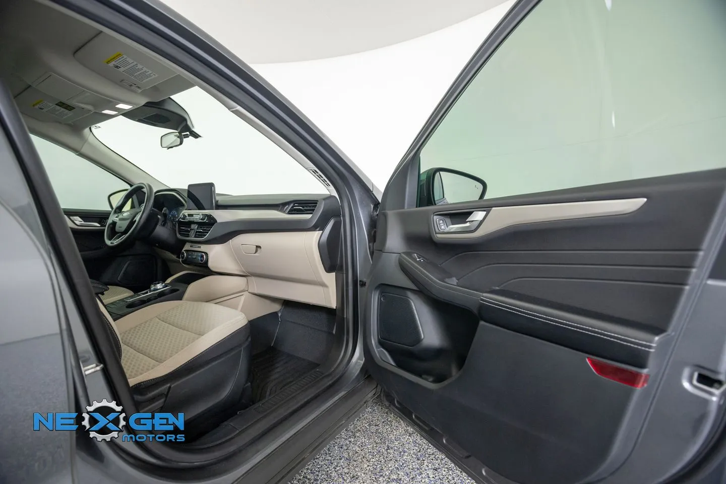 Ford Escape photo 41