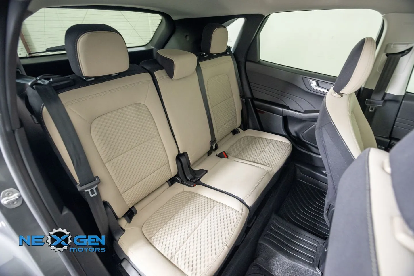Ford Escape photo 40