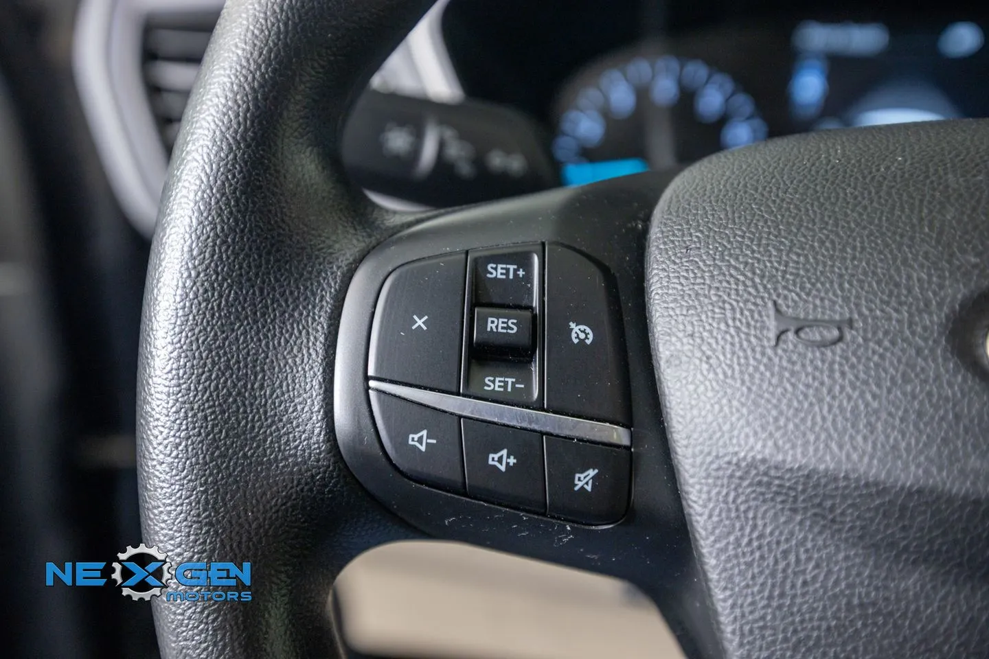 Ford Escape photo 15