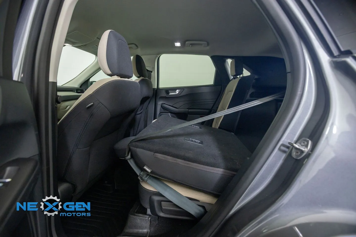 Ford Escape photo 31