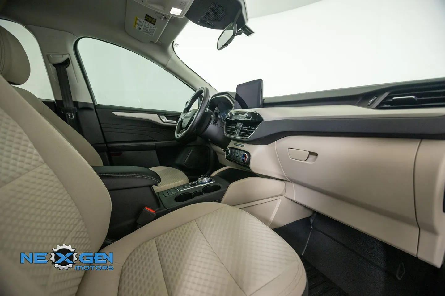 Ford Escape photo 43