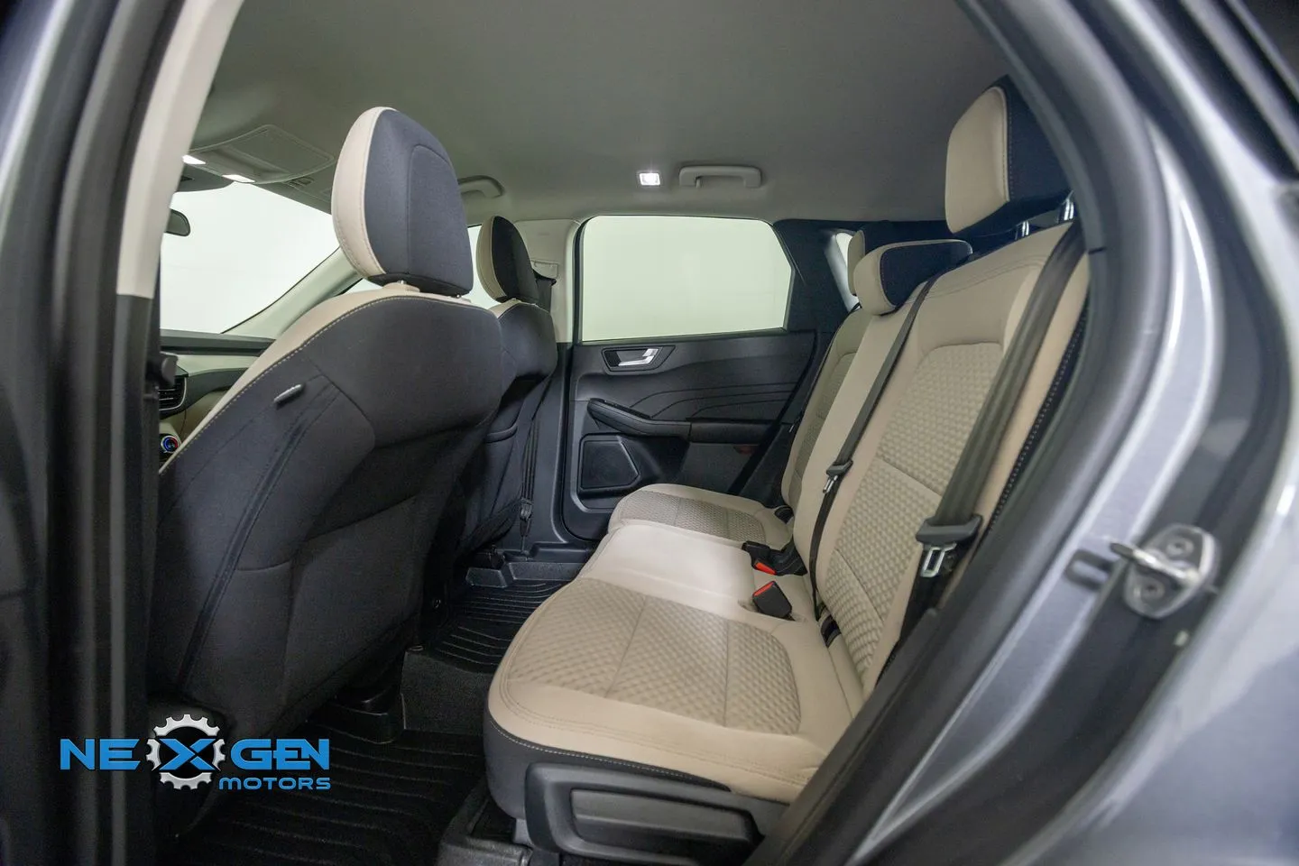 Ford Escape photo 30