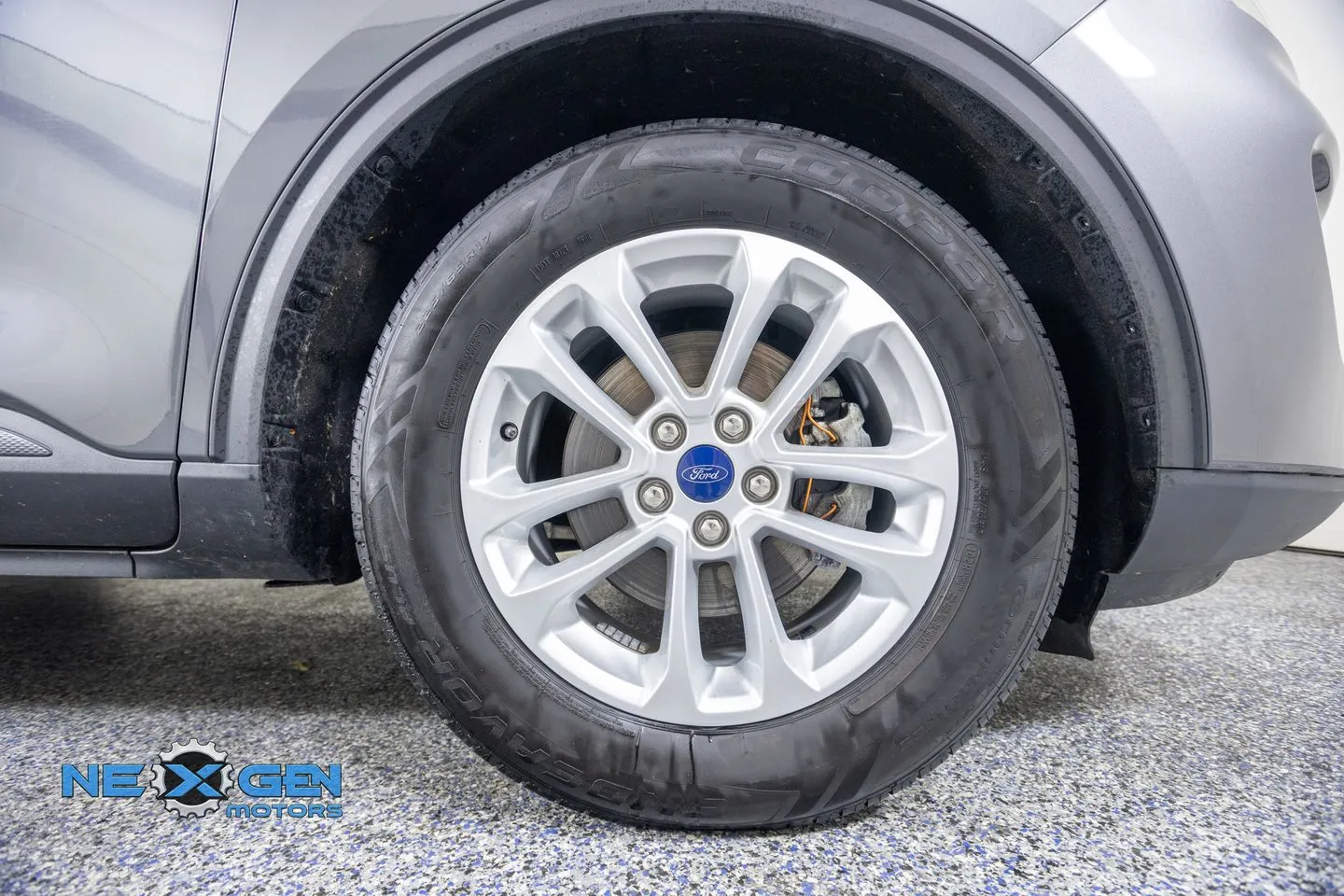 Ford Escape photo 46