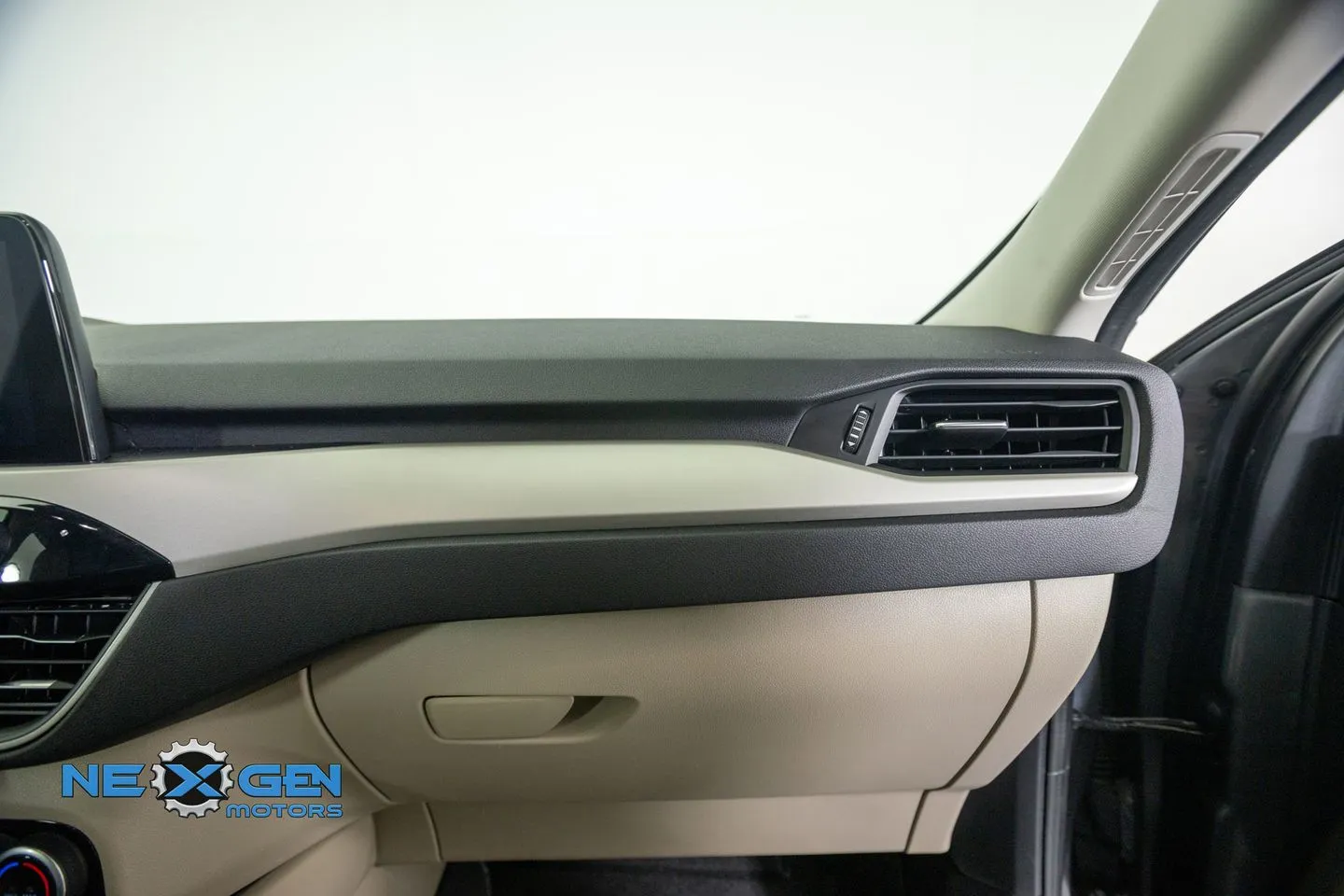 Ford Escape photo 44