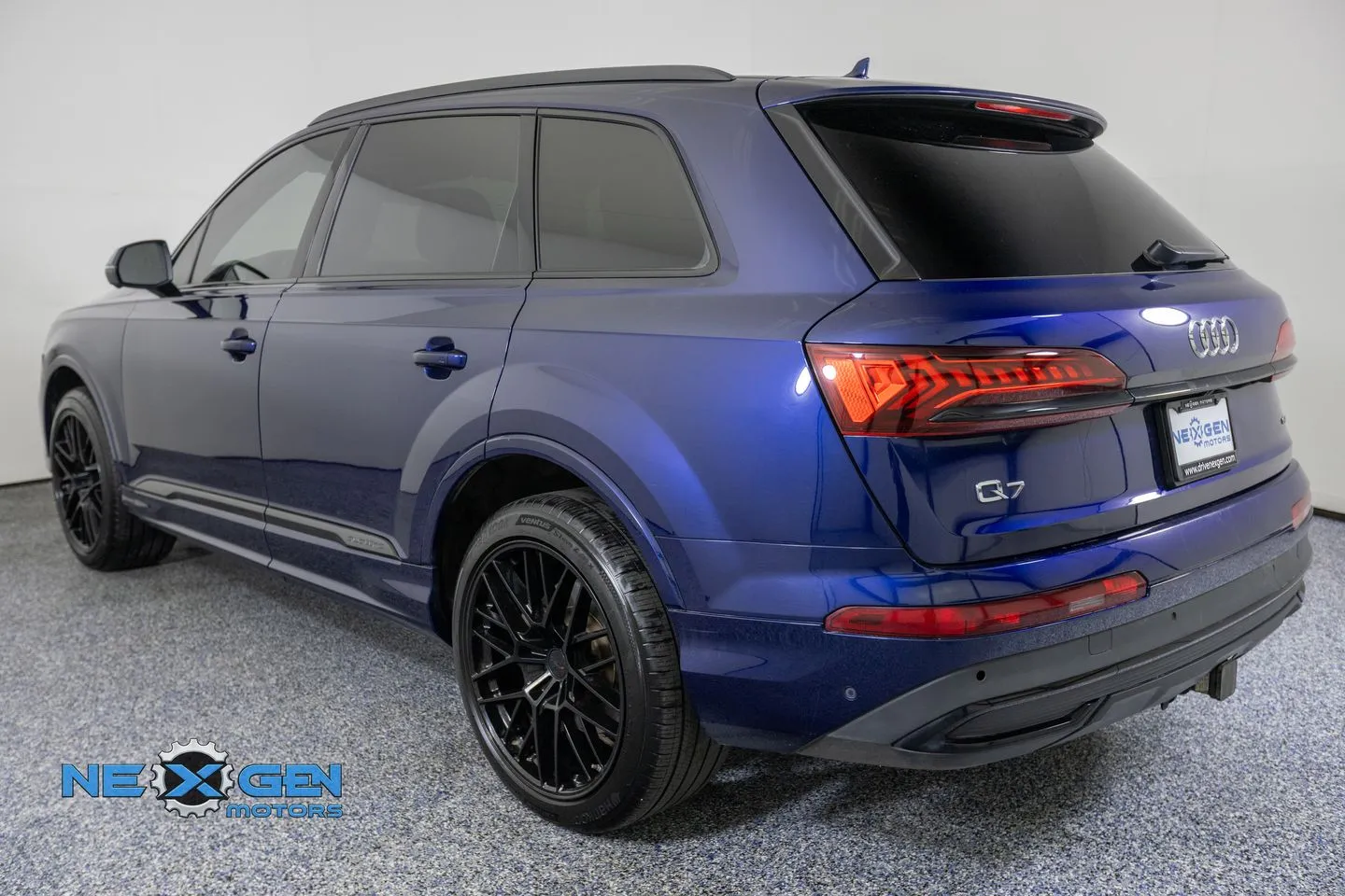 Audi Q7 photo 6