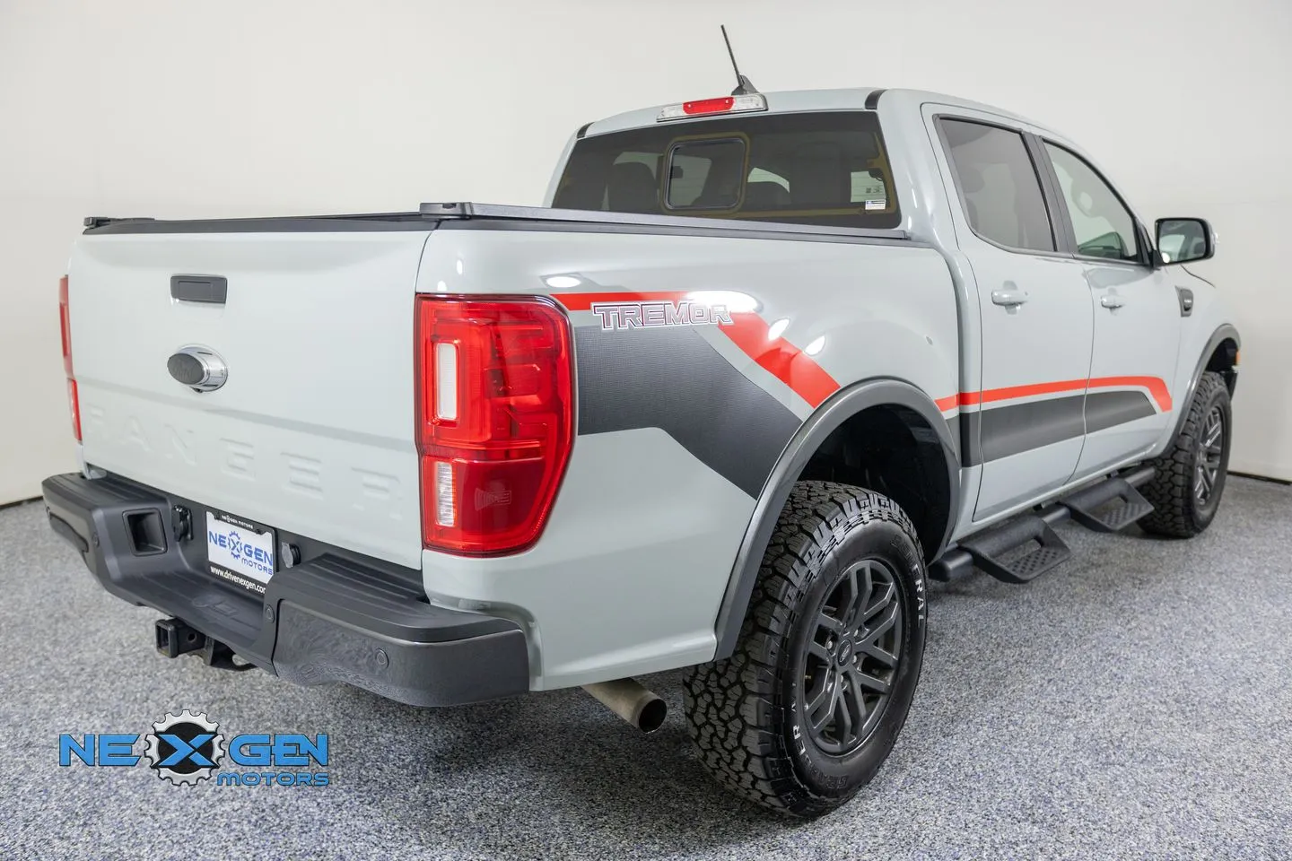 Ford Ranger photo 8