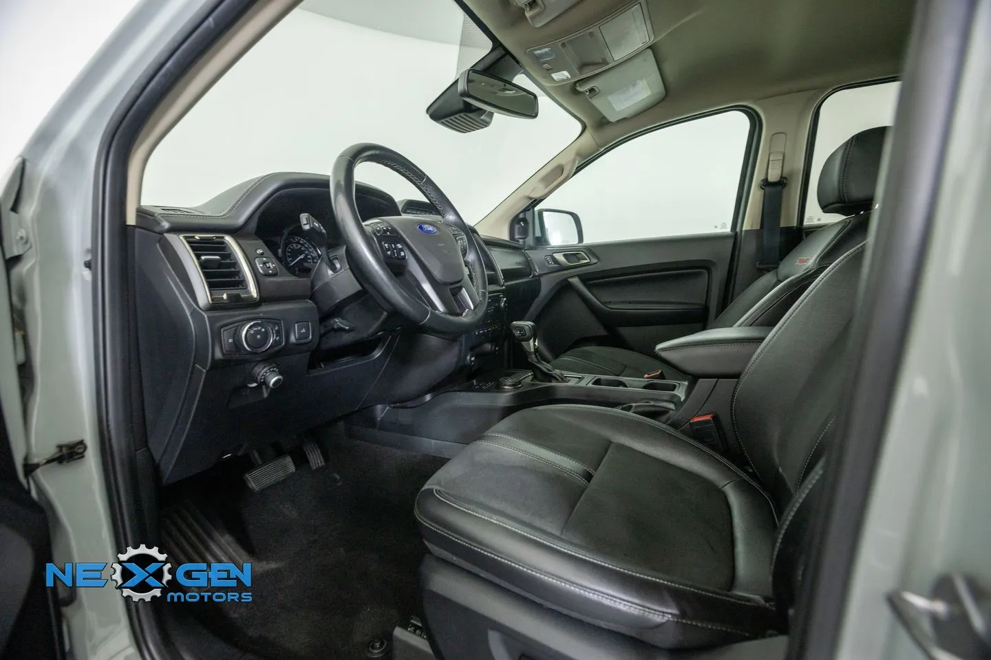 Ford Ranger photo 11