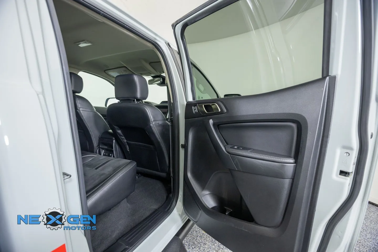 Ford Ranger photo 37
