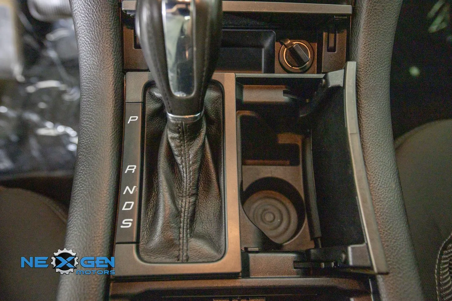 Ford Taurus photo 23