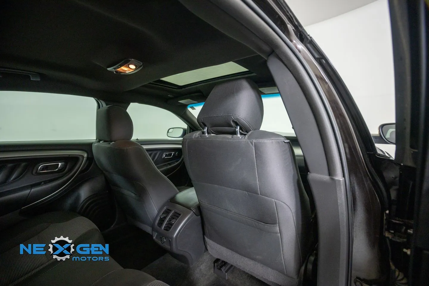 Ford Taurus photo 35