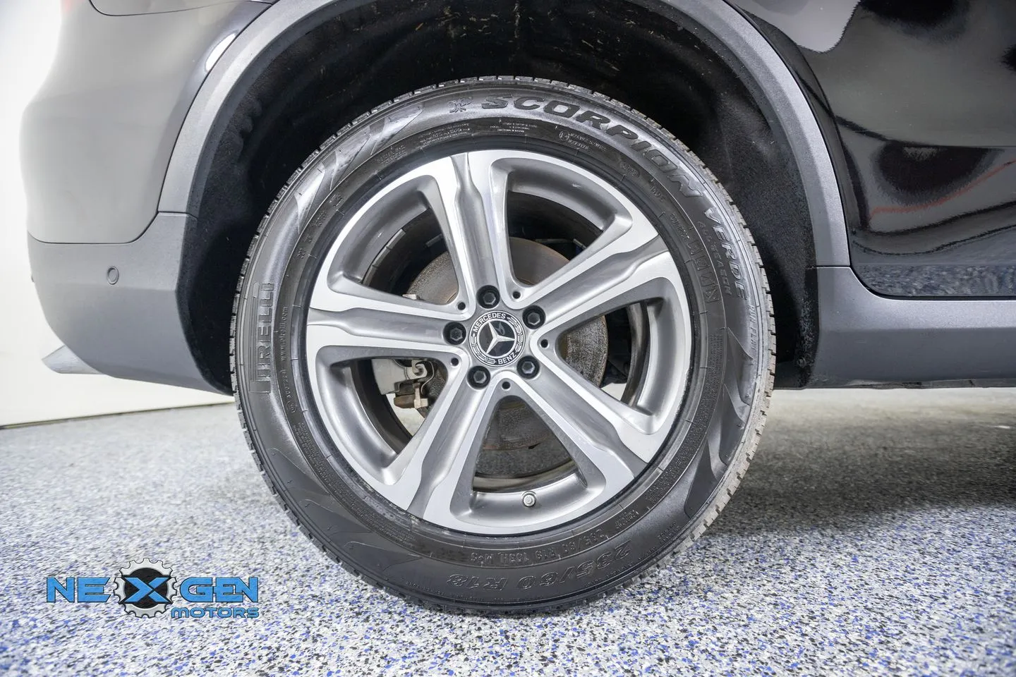 Mercedes-Benz GLC photo 46