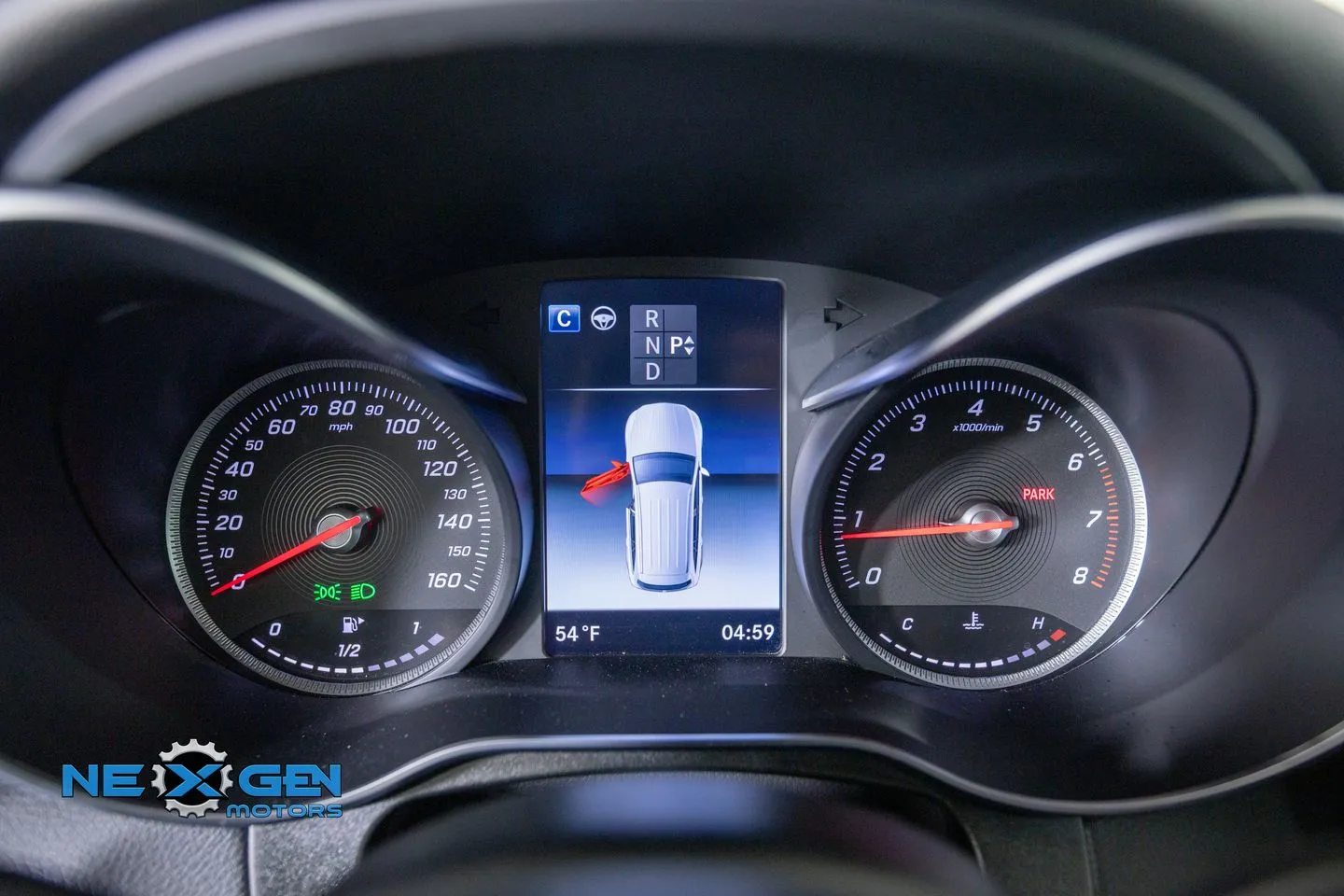 Mercedes-Benz GLC photo 17