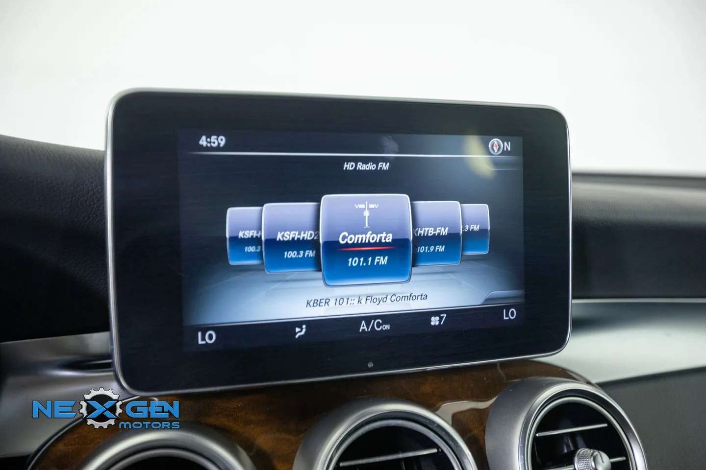 Mercedes-Benz GLC photo 20
