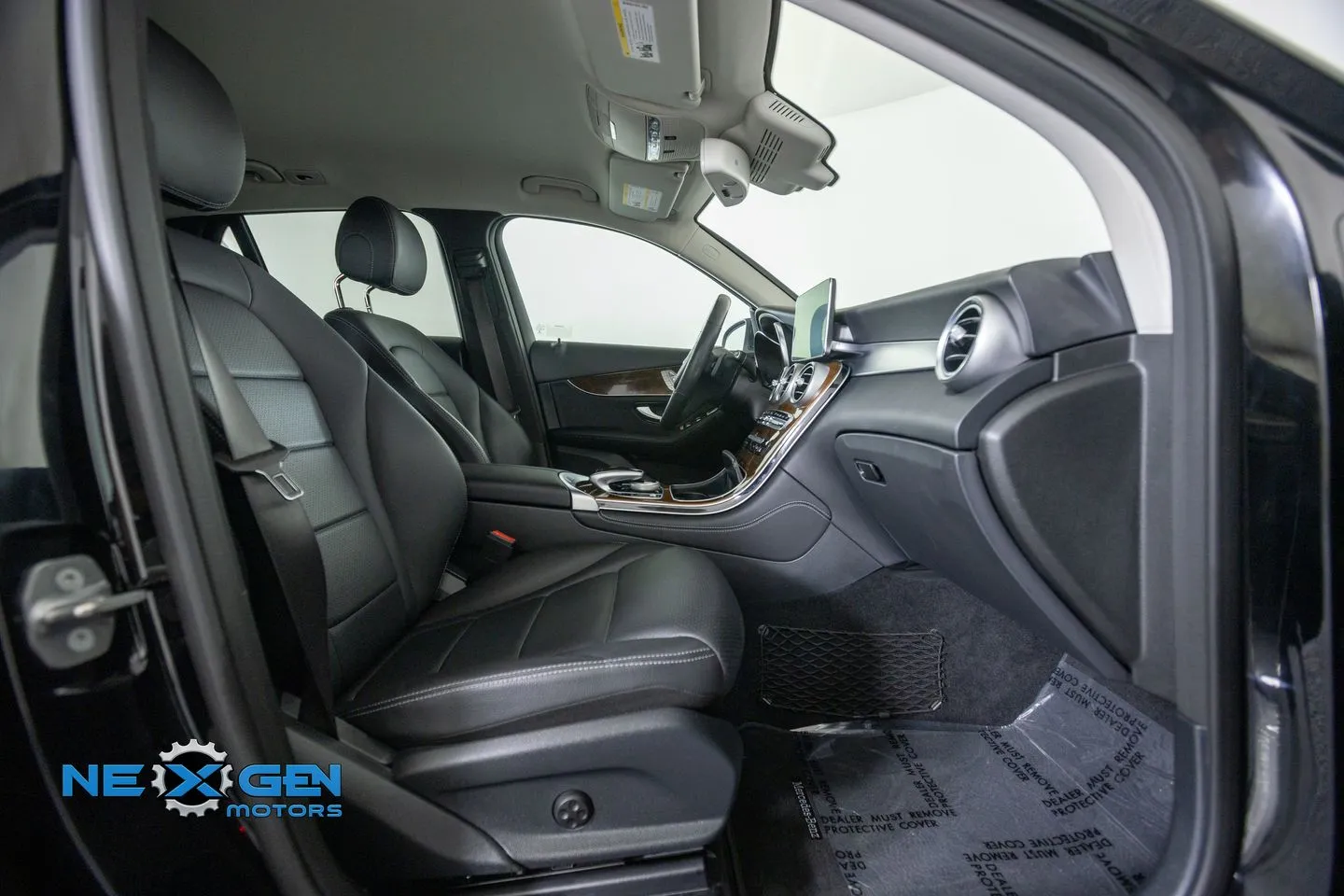 Mercedes-Benz GLC photo 42